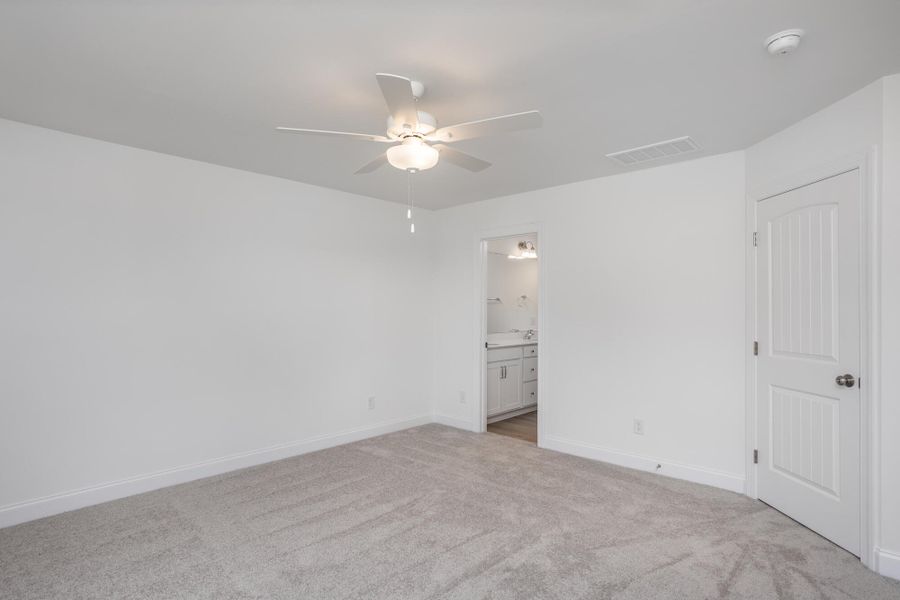 Spacious, unfurnished interior of a new home in Enclave at Traditions Townhomes, Wake Forest (Image 15).