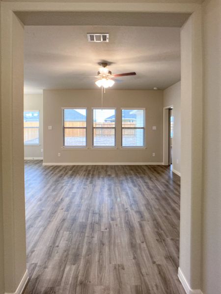 Representative unfurnished interior of a home built from the Floor Plan 1816 by Colina Homes in Grand Magnolia, Magnolia (Image 23). Representative unfurnished interior of a home built from the Floor Plan 1816 by Colina Homes in Grand Magnolia, Magnolia (Image 23).