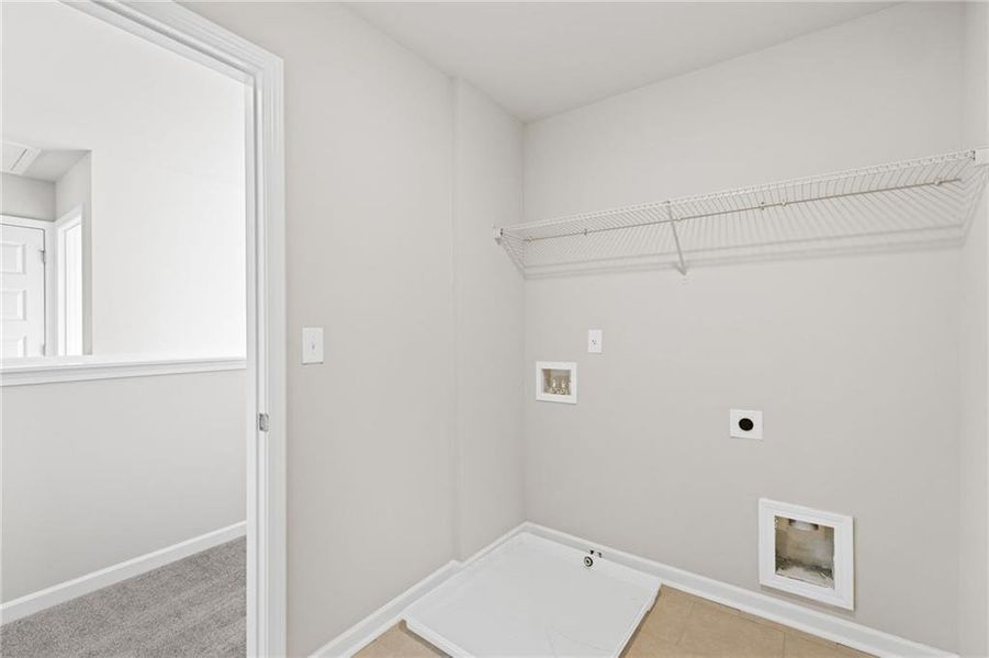 Spacious, unfurnished interior of a new home in Highland Park, Stonecrest (Image 22).