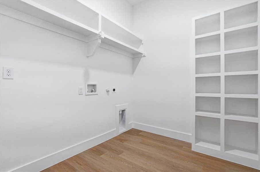 Spacious, unfurnished interior of a new home in , Forney (Image 30). Spacious, unfurnished interior of a new home in , Forney (Image 30).