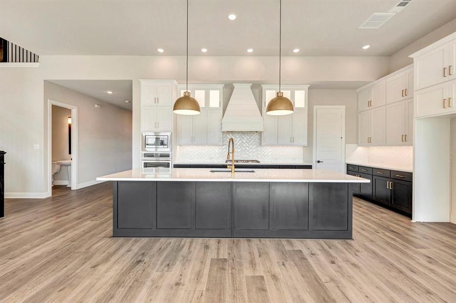 Furnished interior view inside a new home in Northshore at Lakewood Village - Classic Series, Lakewood Village (Image 25). Furnished interior view inside a new home in Northshore at Lakewood Village - Classic Series, Lakewood Village (Image 25).