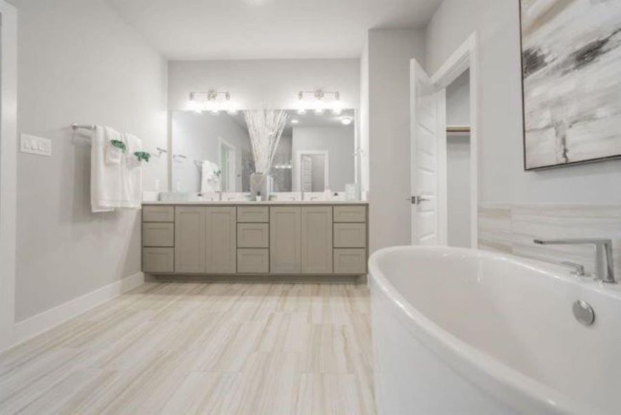 Image 16 of a home in Parkview at Oak Forest. Image 16 of a home in Parkview at Oak Forest.