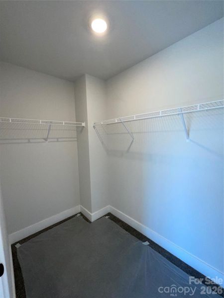Spacious, unfurnished interior of a new home in Pine Trace, Gastonia (Image 16).
