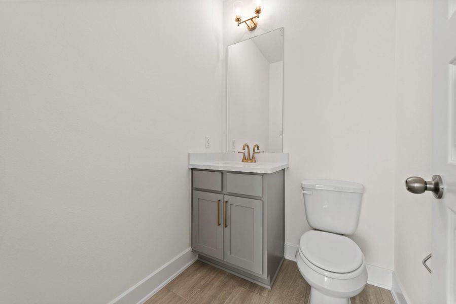 Representative image. Features, specifications, selections and colors may vary.