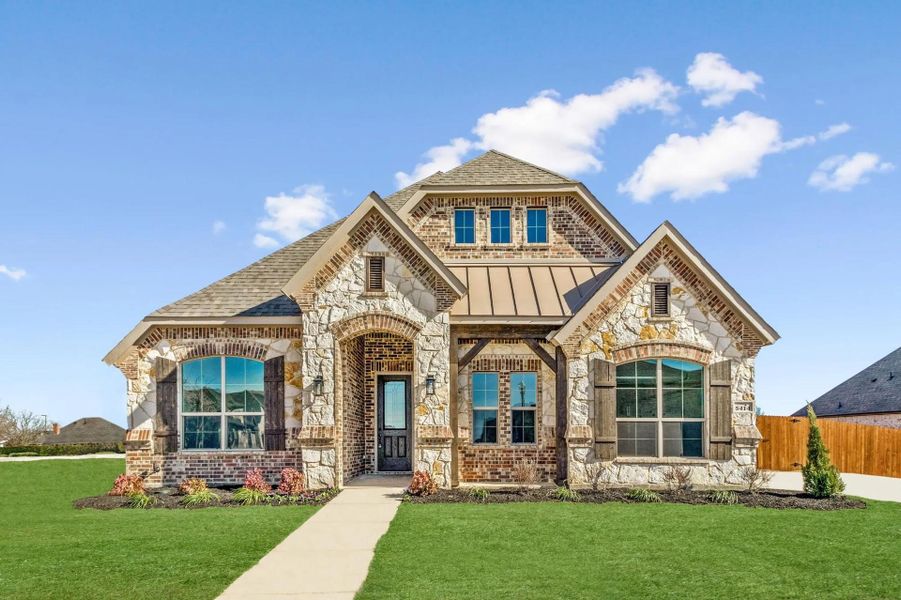 Image 178 representing the Concept 2373 by Landsea Homes in Coyote Crossing, Godley, TX. Image 178 representing the Concept 2373 by Landsea Homes in Coyote Crossing, Godley, TX.