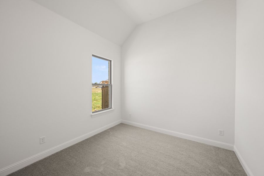 Spacious, unfurnished interior of a new home in Redden Farms, Midlothian (Image 17).