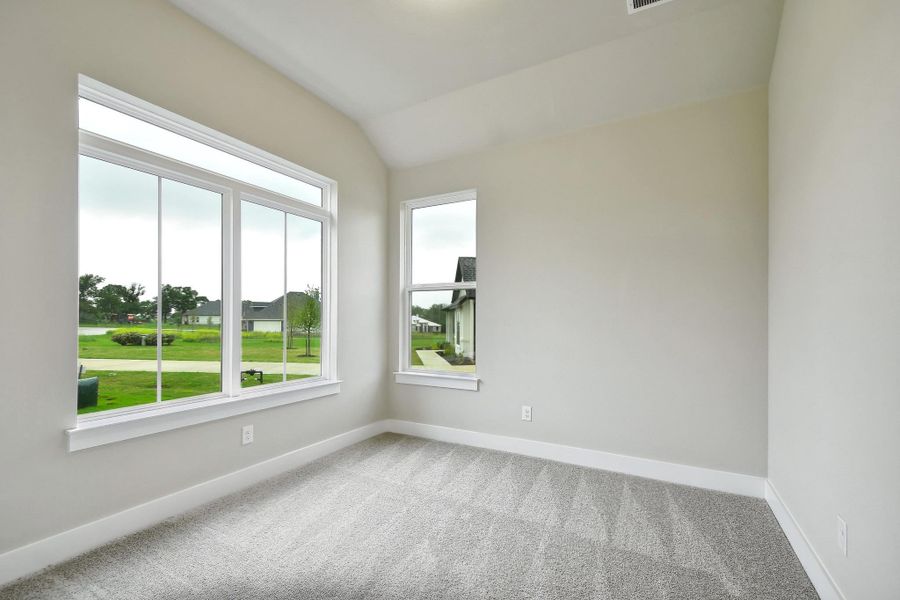 Spacious, unfurnished interior of a new home in Double Eagle Ranch, Cedar Creek (Image 22). Spacious, unfurnished interior of a new home in Double Eagle Ranch, Cedar Creek (Image 22).