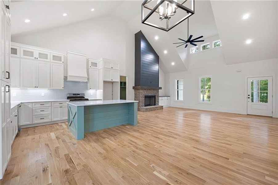 Furnished interior view inside a new home in , Cartersville (Image 6).