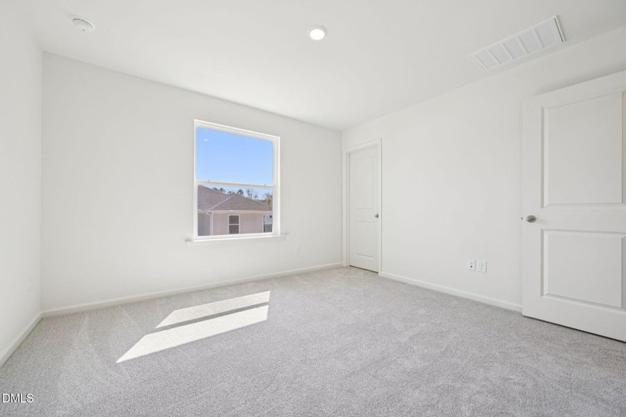 27-web-or-mls-2210 Rabbitbrush St.-S0204