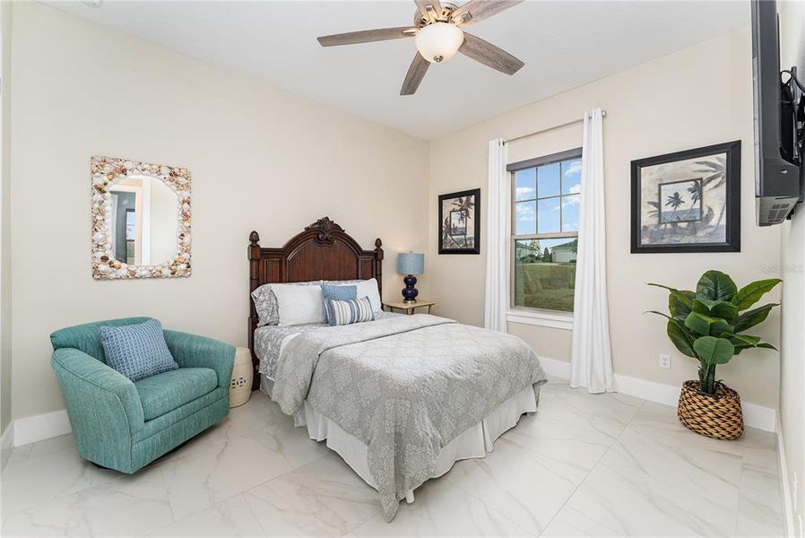 Furnished interior view inside a new home in , Auburndale (Image 28).