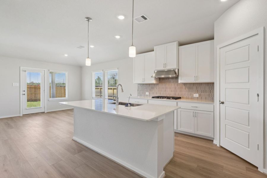 Photos are not of the actual home, but are photos of the builder home with same floorplan Photos are not of the actual home, but are photos of the builder home with same floorplan