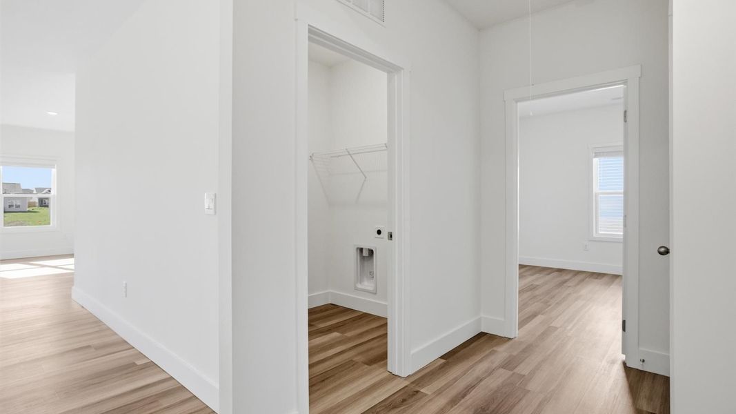 Spacious, unfurnished interior of a new home in Millstone Village, Morristown (Image 17).