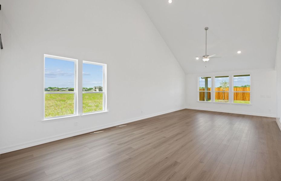 Spacious, unfurnished interior of a new home in Whitewing Trails, Princeton (Image 24). Spacious, unfurnished interior of a new home in Whitewing Trails, Princeton (Image 24).