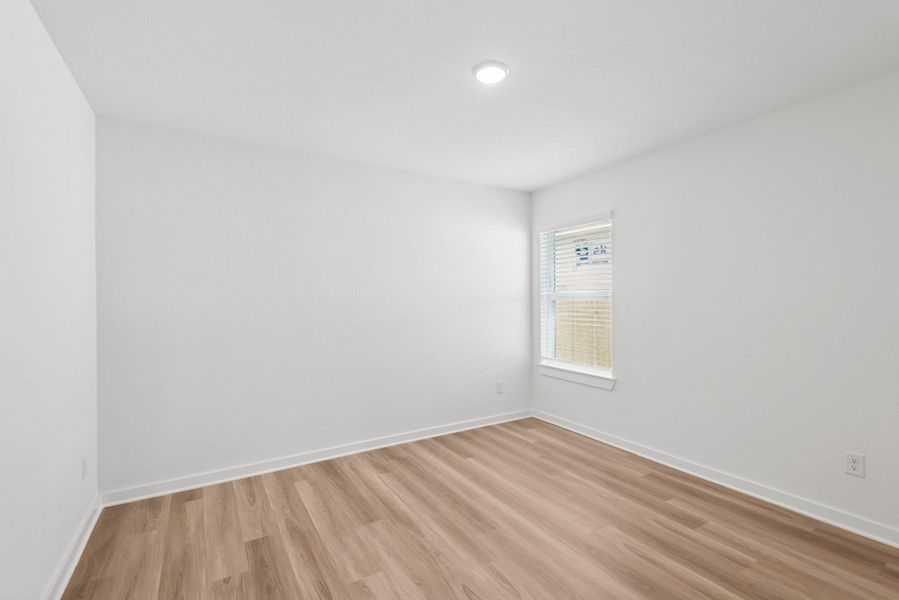 Spacious, unfurnished interior of a new home in Lago Mar, Santa Fe (Image 23). Spacious, unfurnished interior of a new home in Lago Mar, Santa Fe (Image 23).