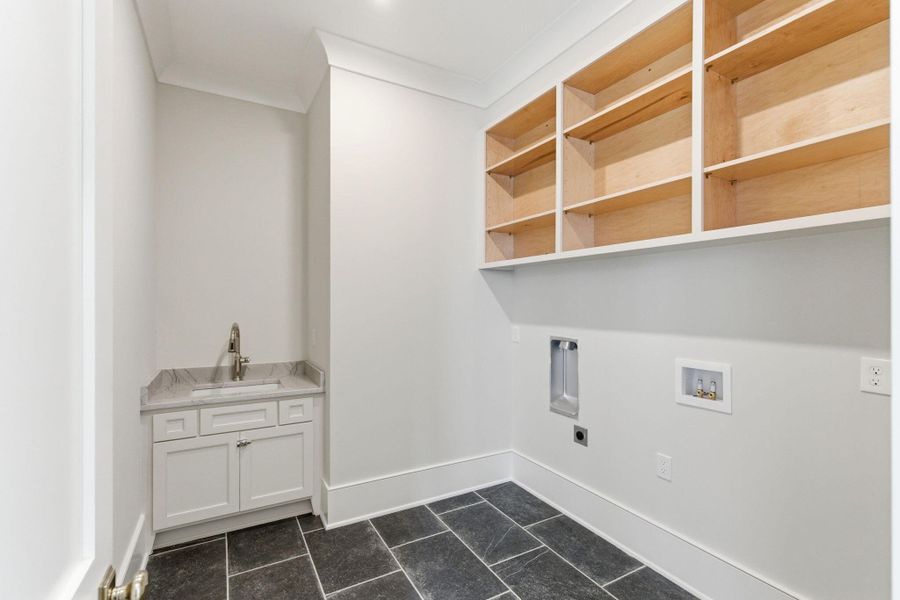 Image 68 of a home in .