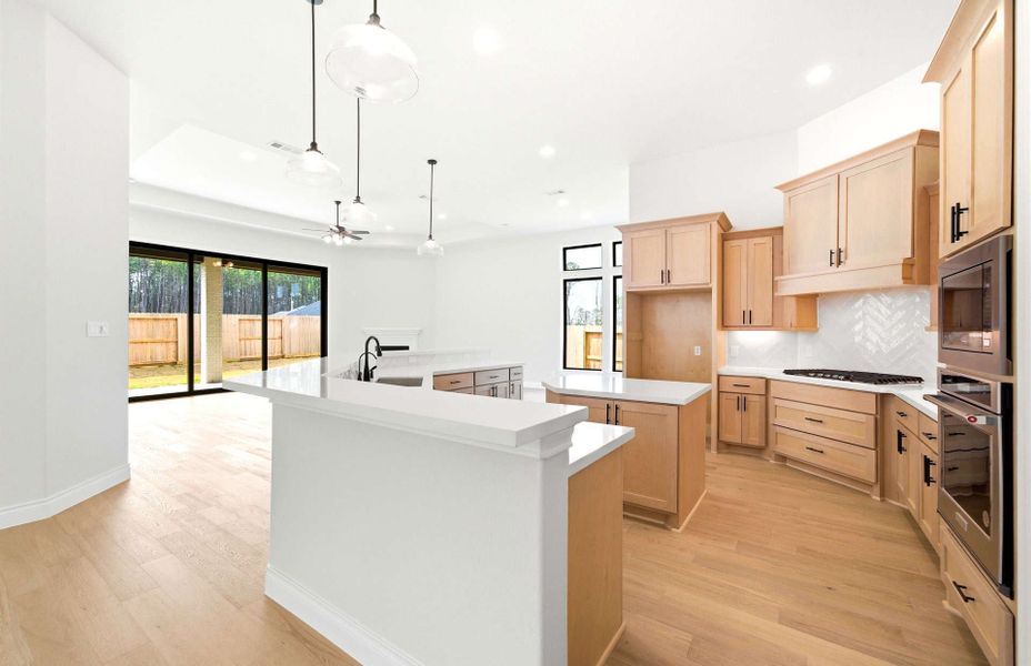 Furnished interior view inside a new home in The Highlands 55′, Porter (Image 10).
