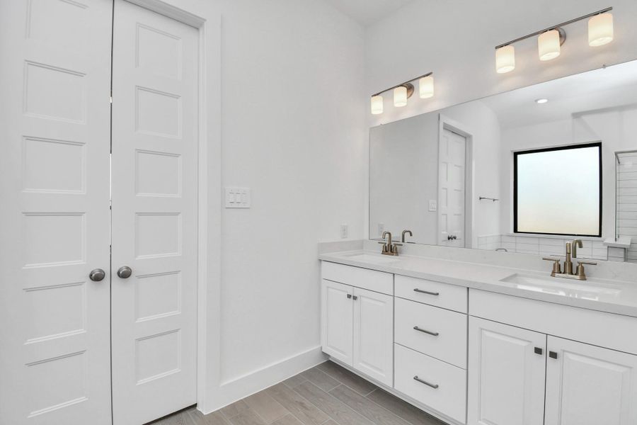 Furnished interior view inside a new home in Arabella on the Prairie: Signature Collection, Richmond (Image 6).