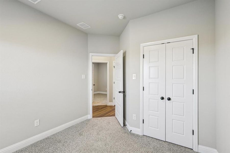 Spacious, unfurnished interior of a new home in , Alvarado (Image 28).