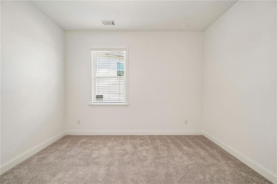 Spacious, unfurnished interior of a new home in Bennett Farm, Loganville (Image 27).