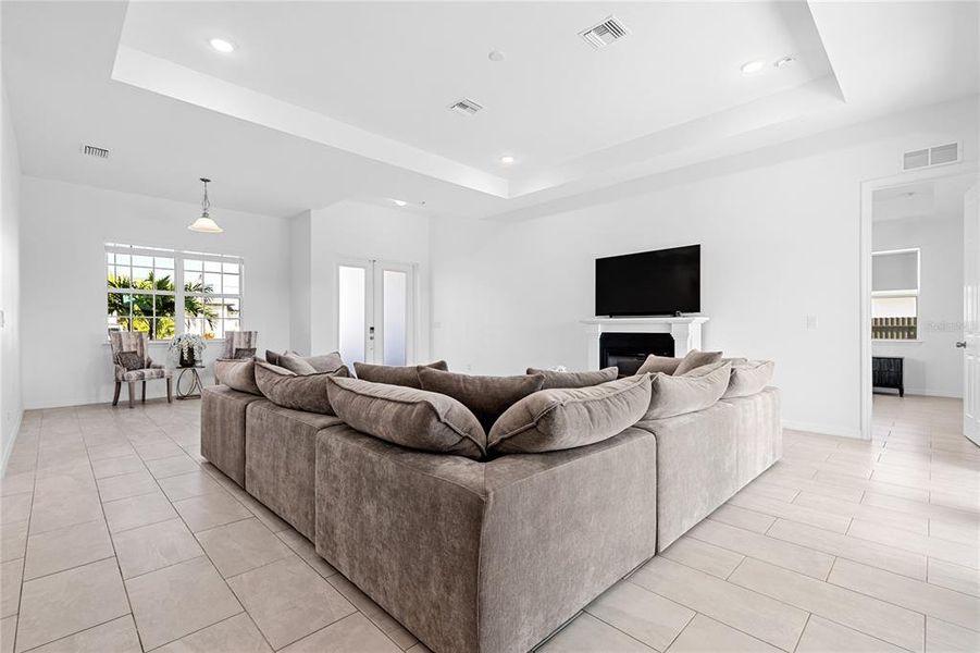 Furnished interior view inside a new home in , Cape Coral (Image 11).