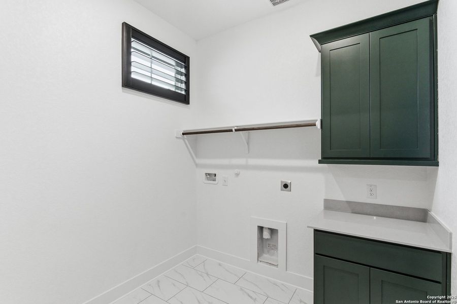 Furnished interior view inside a new home in Heimer Estates at Garden Ridge, San Antonio (Image 10).