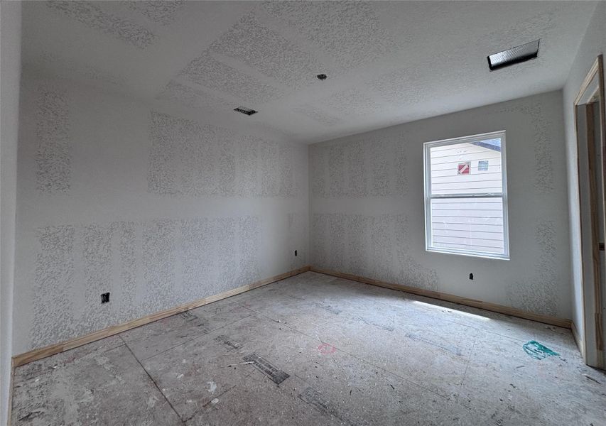 Spacious, unfurnished interior of a new home in The Colony 45s, Bastrop (Image 24).