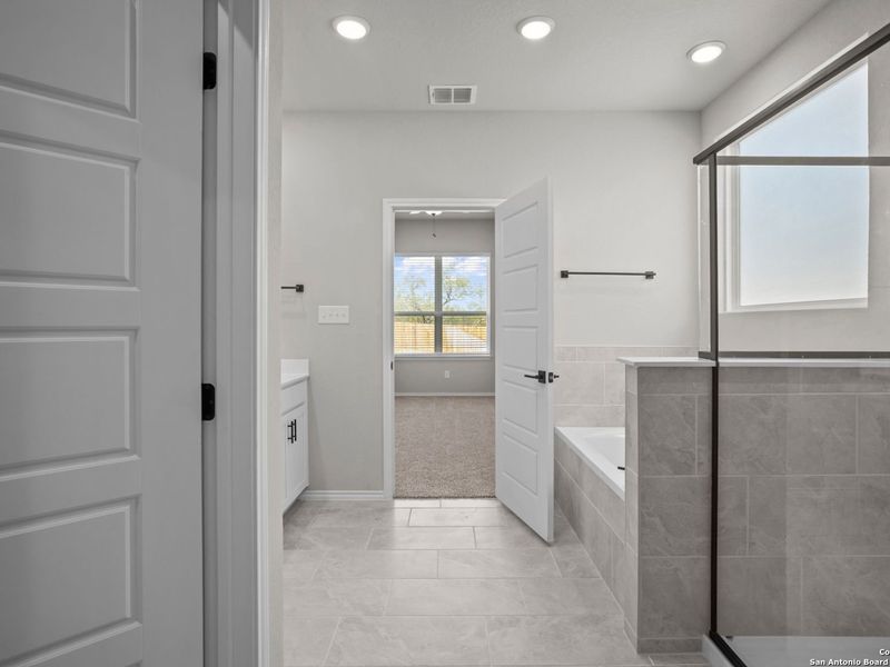 Furnished interior view inside a new home in Horizon Pointe, Converse (Image 12). Furnished interior view inside a new home in Horizon Pointe, Converse (Image 12).