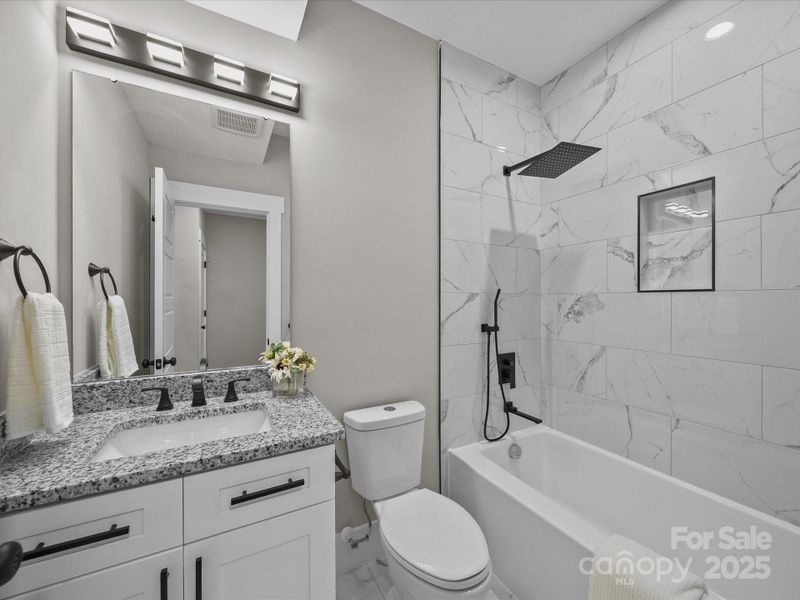 Full bathroom on main