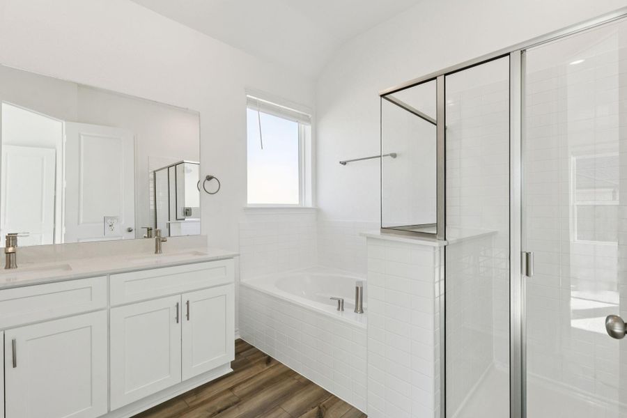 Furnished interior view inside a new home in Montgomery Bend, Montgomery (Image 8).