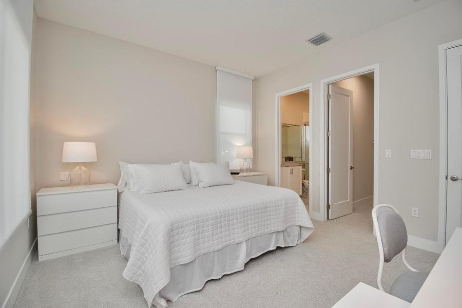 Guess Room