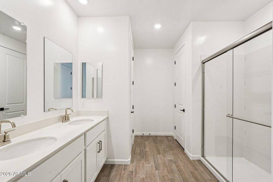 34-web-or-mls-S 95th Dr-S0904-034