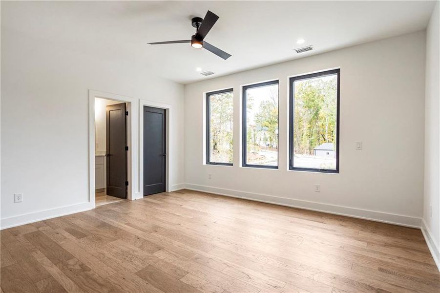 Spacious, unfurnished interior of a new home in Aster, Roswell (Image 14). Spacious, unfurnished interior of a new home in Aster, Roswell (Image 14).