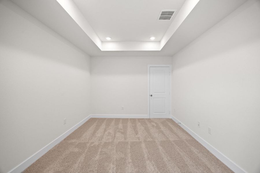 Spacious, unfurnished interior of a new home in Lakeside at Tessera - 50', Lago Vista (Image 12). Spacious, unfurnished interior of a new home in Lakeside at Tessera - 50', Lago Vista (Image 12).