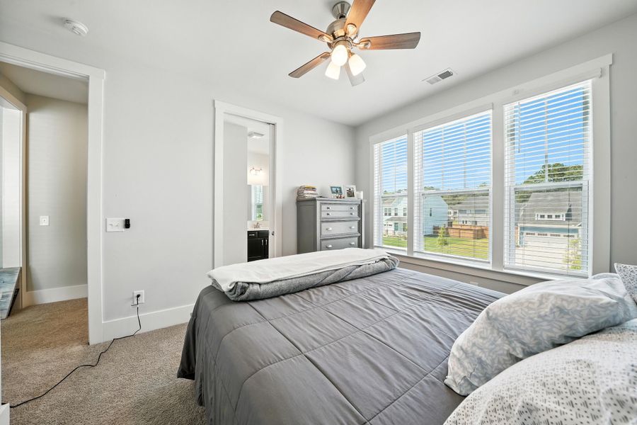 Furnished interior view inside a new home in , Ravenel (Image 34).