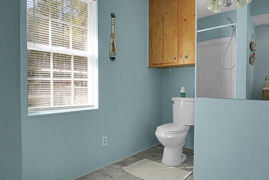 Furnished interior view inside a new home in , Bonneau (Image 84).