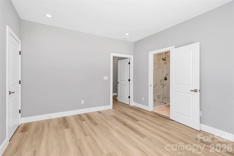 Spacious, unfurnished interior of a new home in , Rock Hill (Image 34). Spacious, unfurnished interior of a new home in , Rock Hill (Image 34).