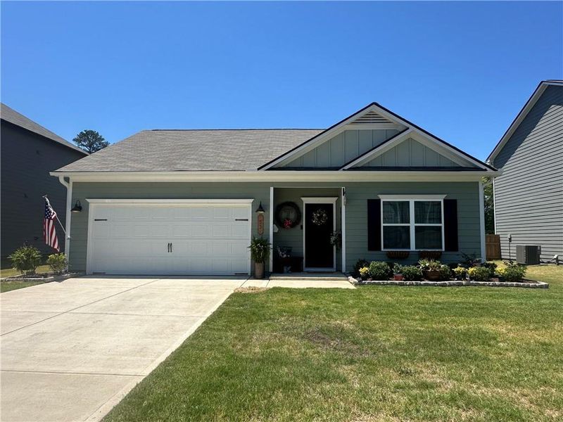 Front exterior of a new home in Longbrooke, Rome, GA, highlighting curb appeal (Image 2). Front exterior of a new home in Longbrooke, Rome, GA, highlighting curb appeal (Image 2).