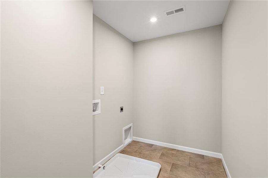 Image 39 of a home in Twin Lakes.