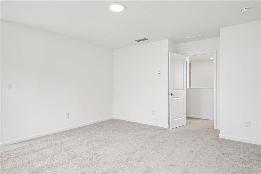 Spacious, unfurnished interior of a new home in Leydenview, Mableton (Image 23). Spacious, unfurnished interior of a new home in Leydenview, Mableton (Image 23).