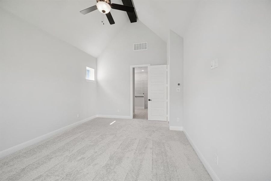 Spacious, unfurnished interior of a new home in Pecan Square - Gardens, Northlake (Image 19). Spacious, unfurnished interior of a new home in Pecan Square - Gardens, Northlake (Image 19).