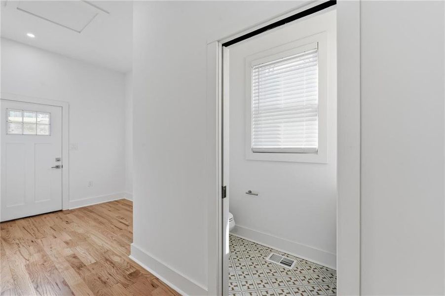 Spacious, unfurnished interior of a new home in , Atlanta (Image 22).