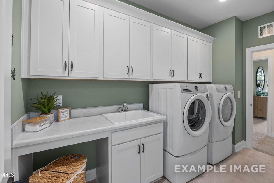 Furnished interior view inside a new home in Tobacco Road, Angier (Image 37).