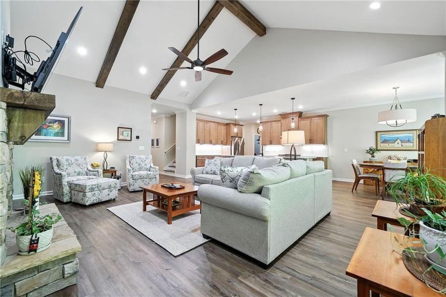 Furnished interior view inside a new home in , Waleska (Image 8).