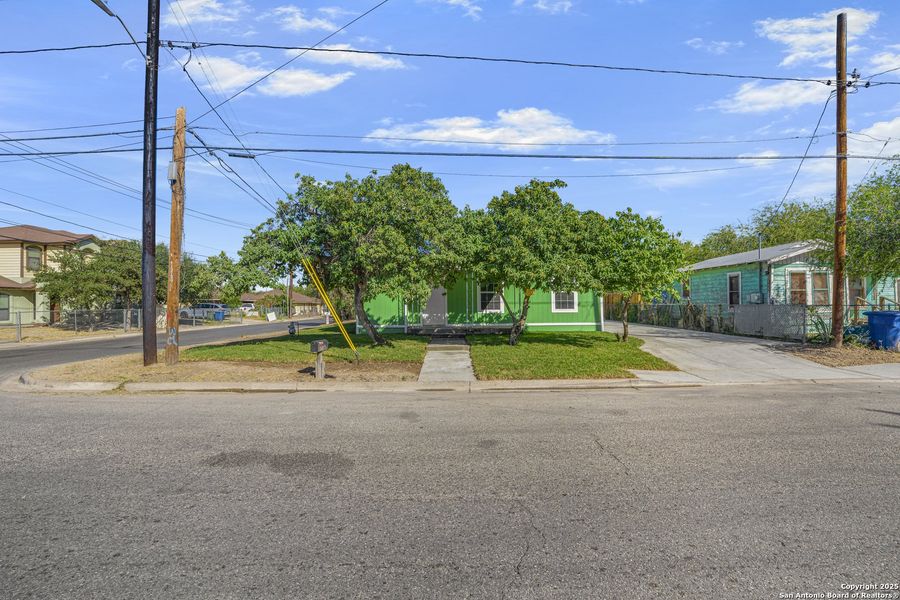 Image 14 of a home in .