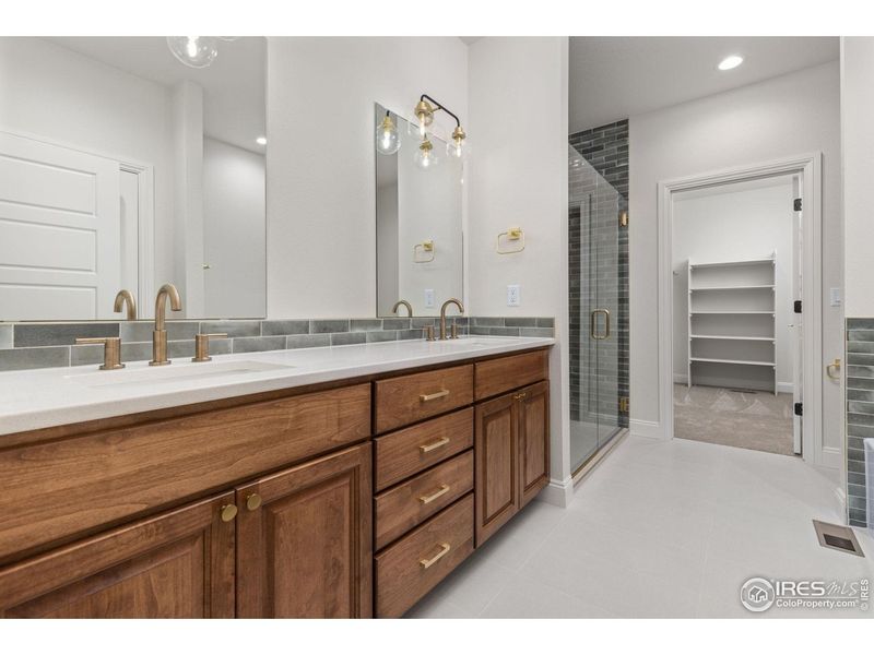 Furnished interior view inside a new home in Cottages at Kelly Farm, Greeley (Image 5).