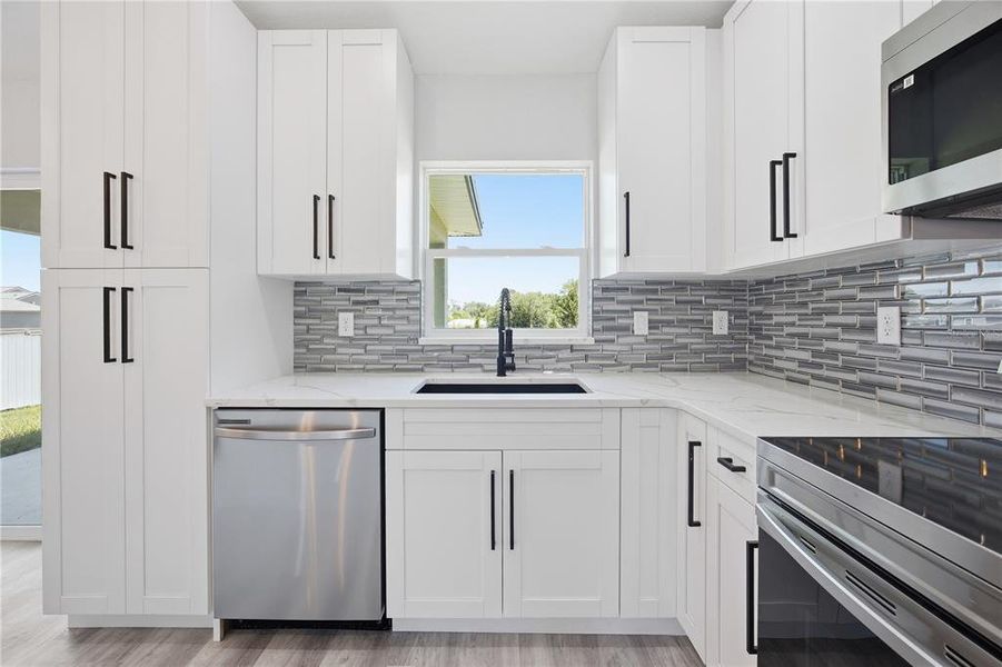 Furnished interior view inside a new home in , Ocala (Image 11).
