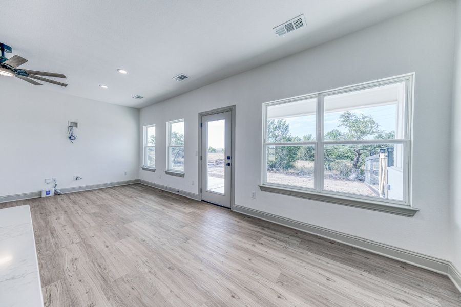 Representative unfurnished interior of a home built from the Lucas by Zeal Home Builders in Echo Grove, Poolville (Image 110).