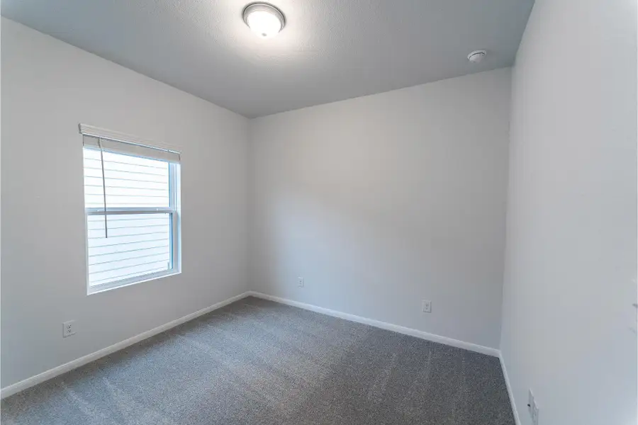 Spacious, unfurnished interior of a new home in Cool Water, Jarrell (Image 16).