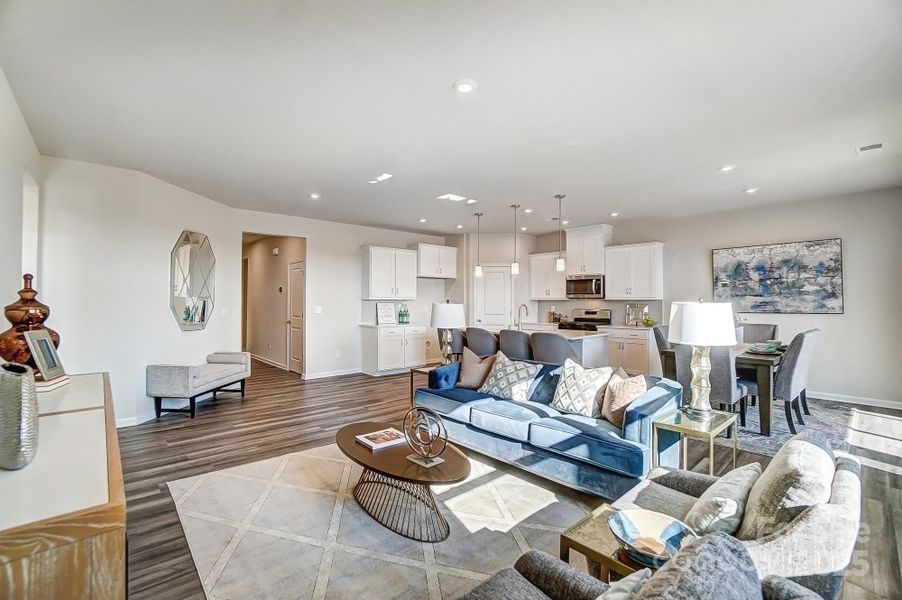 Representational only. Actual exterior elevation and interior finishes can vary. Representational only. Actual exterior elevation and interior finishes can vary.