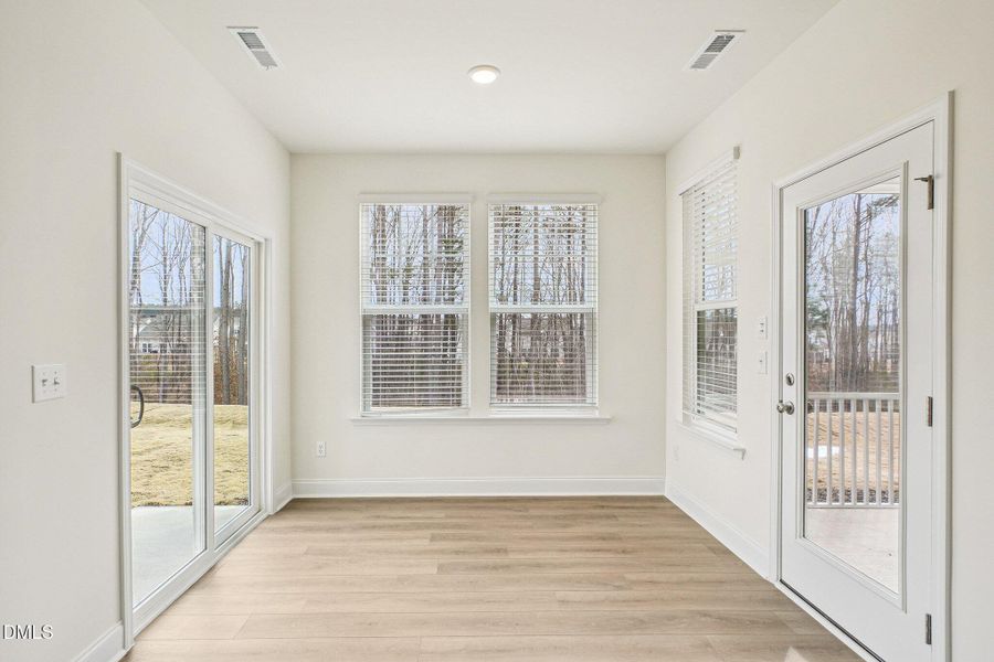 17-web-or-mls-Sugar Pne Dr-S0602-017